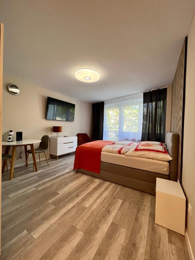 Apartment Am Stadtbach By Aux Property เอาก์สเบิร์ก ภายนอก รูปภาพ
